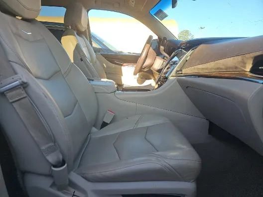 Used 2016 Cadillac Escalade Luxury image 10
