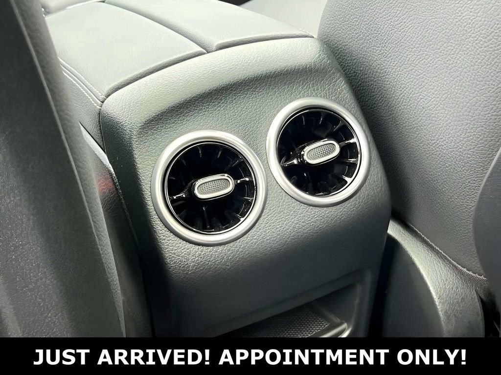 Used 2023 Mercedes-Benz EQB 350 4MATIC SUV image 12