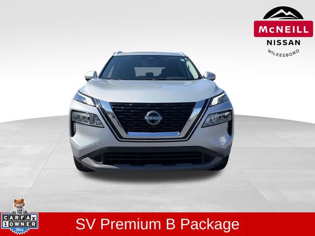 Used 2023 Nissan Rogue SV w/ SV Premium B Package image 2