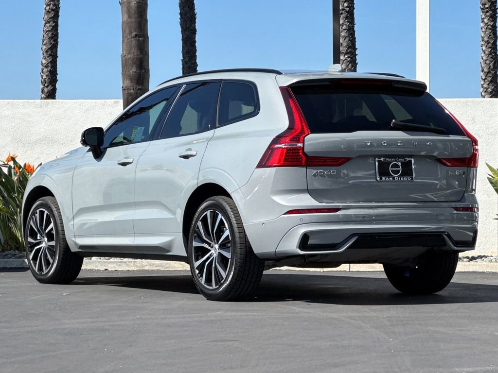 Certified 2024 Volvo XC60 B5 Plus w/ Protection Package Premier image 3