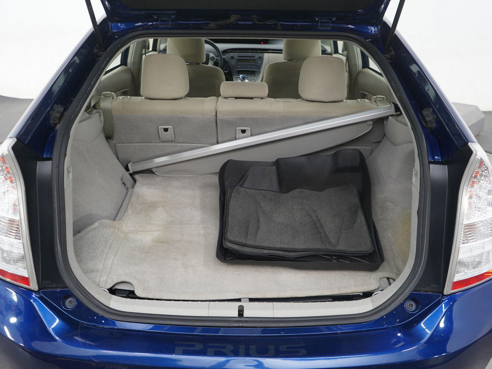 Used 2011 Toyota Prius Two image 15