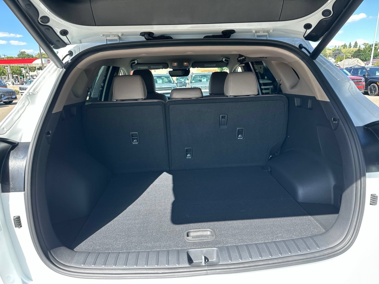 Used 2021 Hyundai Tucson Limited AWD/4WD image 25