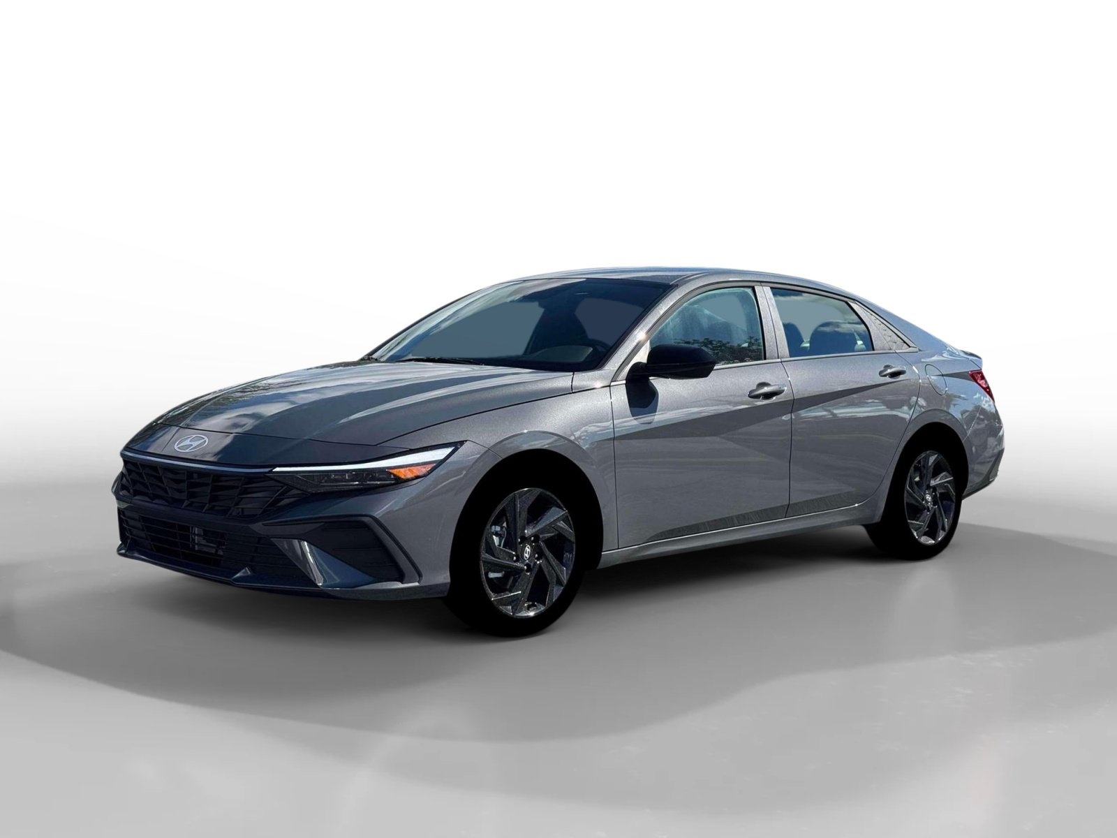 New 2026 Hyundai Elantra SEL FWD image 2