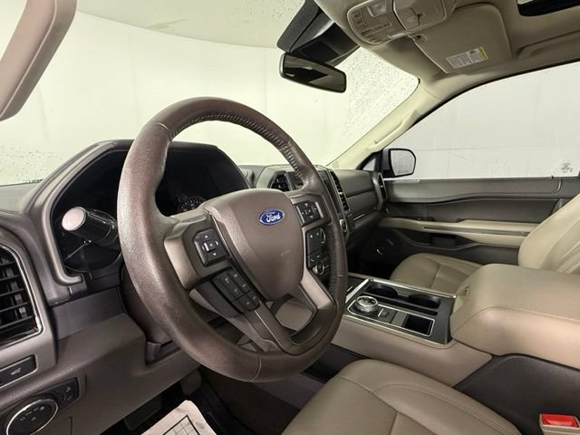 Used 2020 Ford Expedition XLT w/ Equipment Group 202A RWD image 13