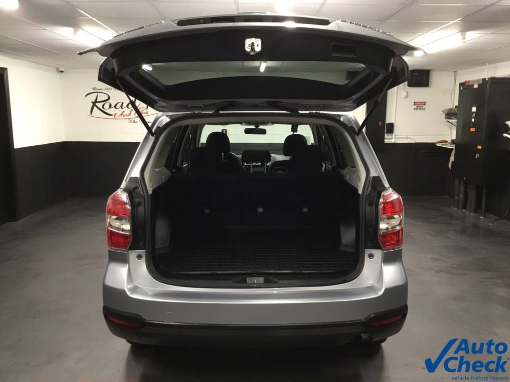 Used 2016 Subaru Forester 2.5i Premium w/ All-Weather Package AWD/4WD image 12