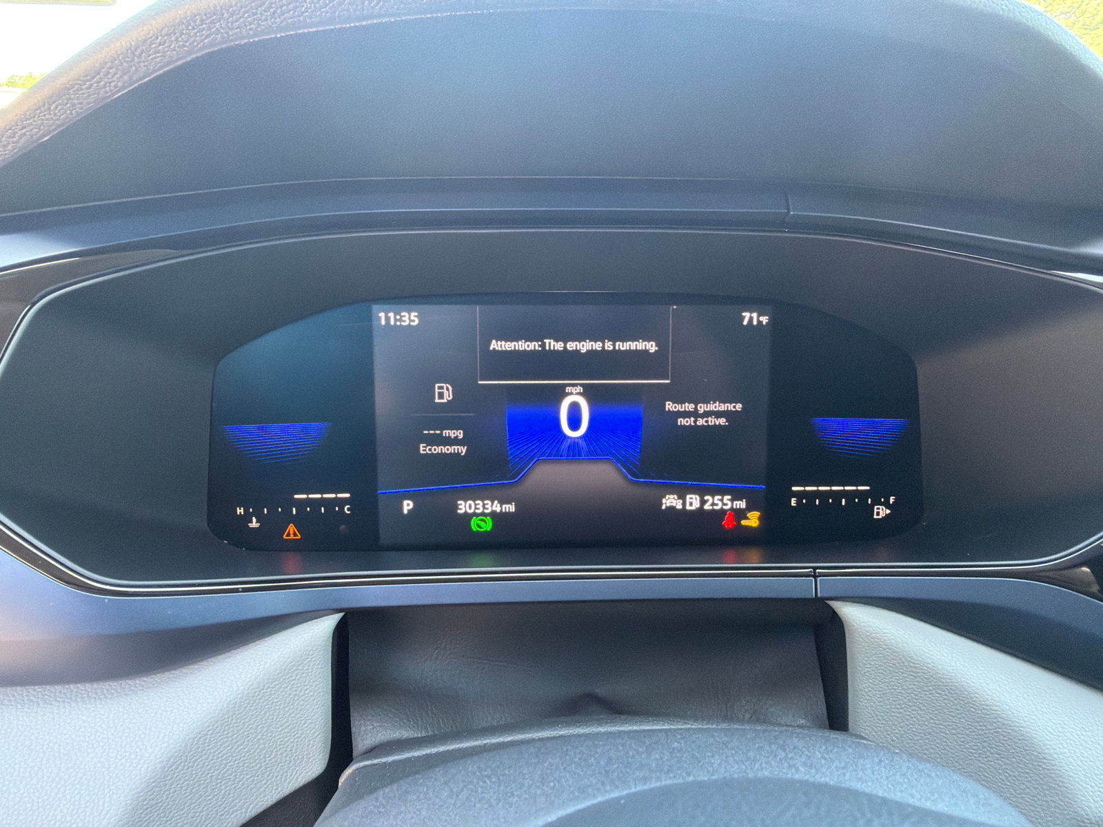 Used 2022 Volkswagen Taos SE w/ Panoramic Sunroof Package image 26