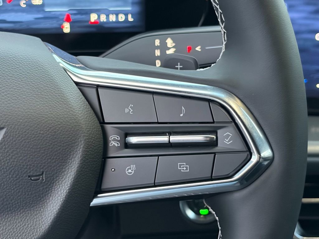 New 2026 Chevrolet Traverse LT w/ Midnight/Sport Edition image 11