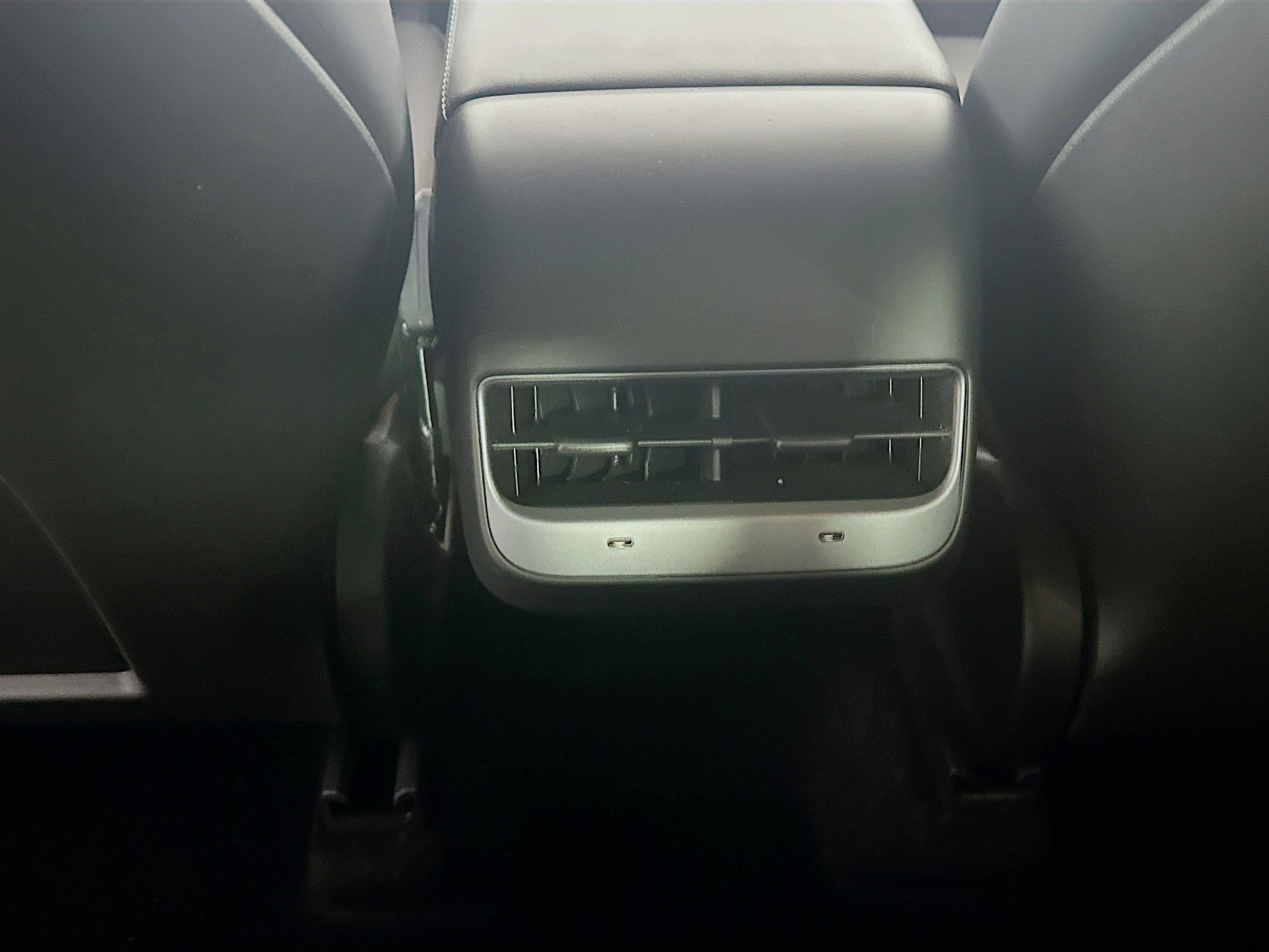 Used 2025 Tesla Model Y Long Range image 28