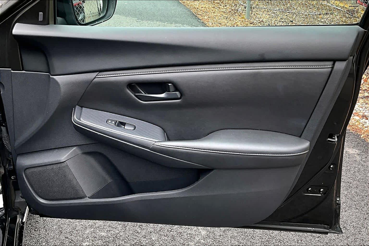 Used 2024 Nissan Sentra S FWD image 21
