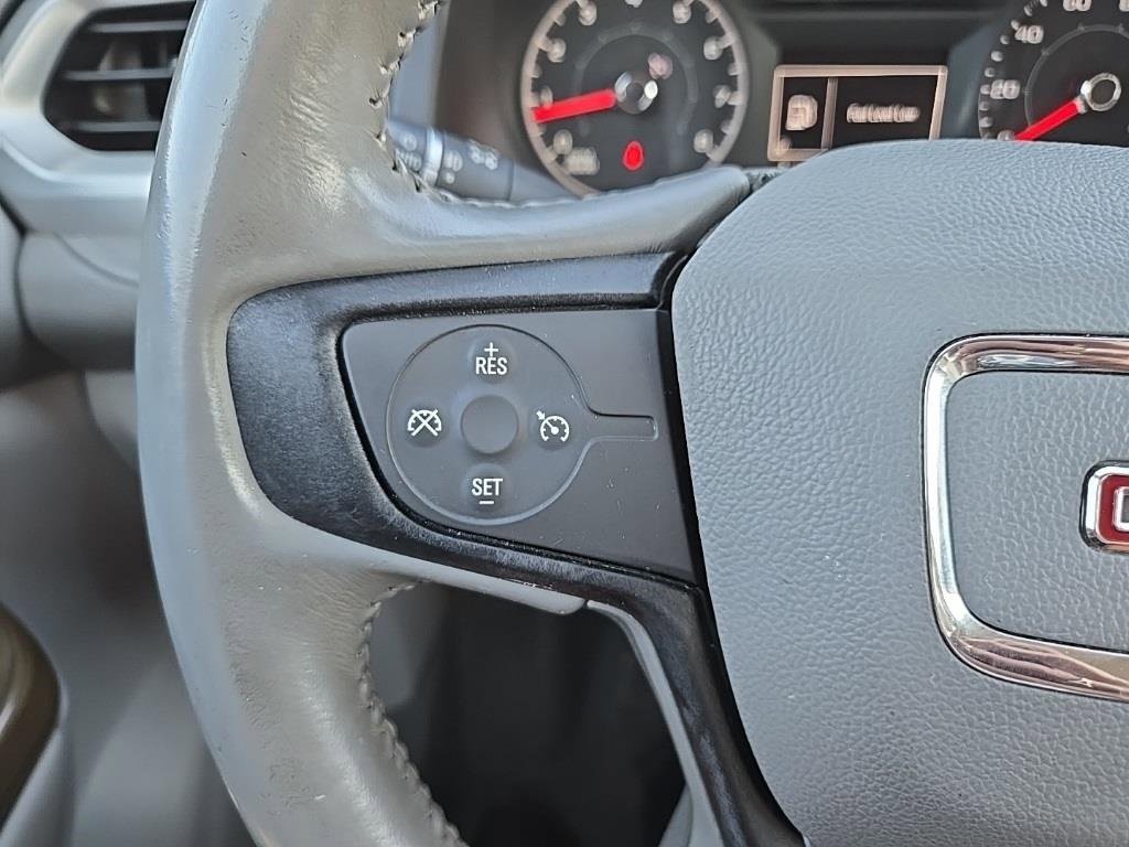 Used 2019 GMC Acadia SLE w/ LPO, Floor Liner Package image 18