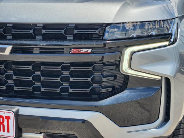 Used 2024 Chevrolet Tahoe Z71 w/ Luxury Package AWD/4WD image 11