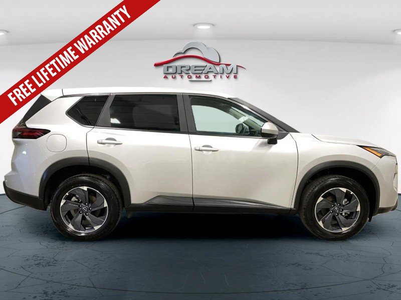 Used 2025 Nissan Rogue SV FWD image 18