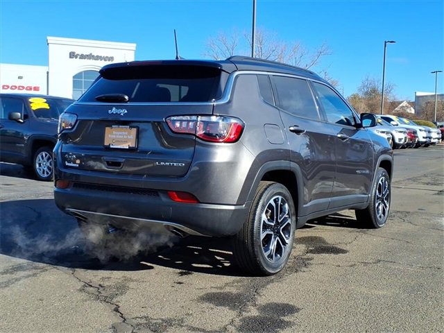 Certified 2023 Jeep Compass Limited image 3