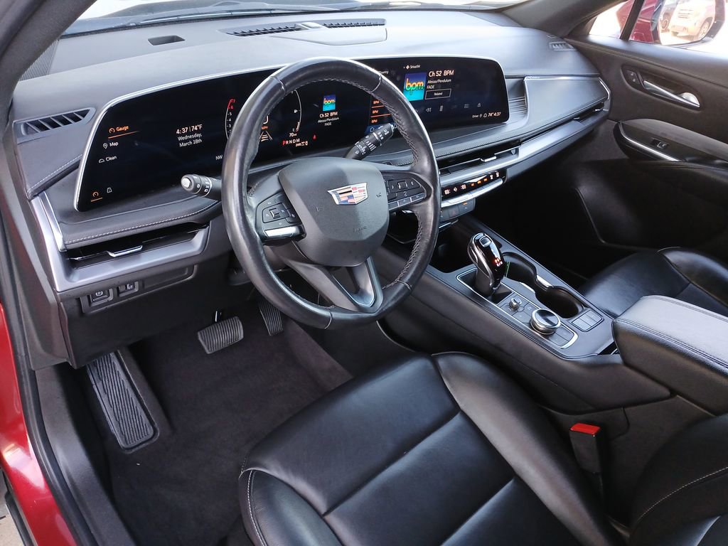 Certified 2024 Cadillac XT4 Premium Luxury AWD/4WD image 10
