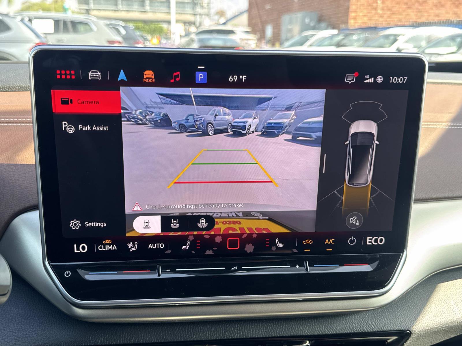 Certified 2025 Volkswagen ID.4 Pro image 26