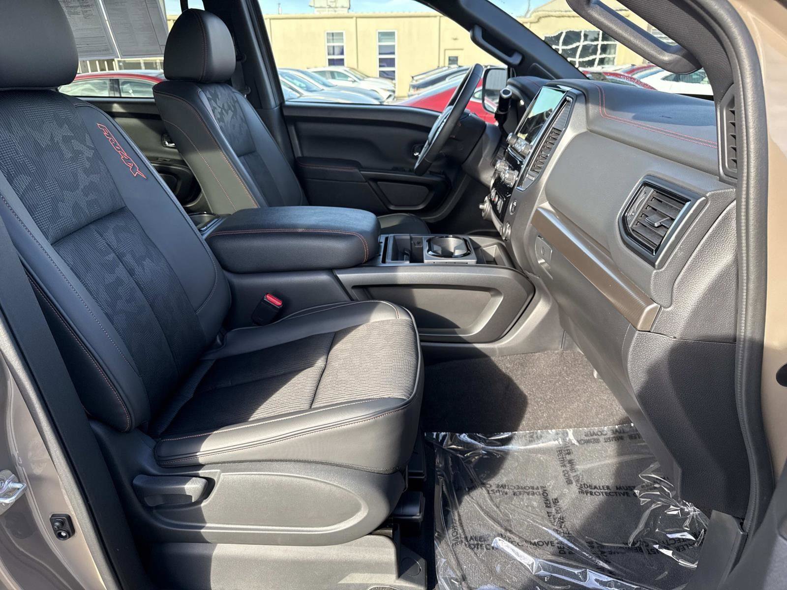 Used 2024 Nissan Titan PRO-4X w/ Pro-4x Utility Package image 19