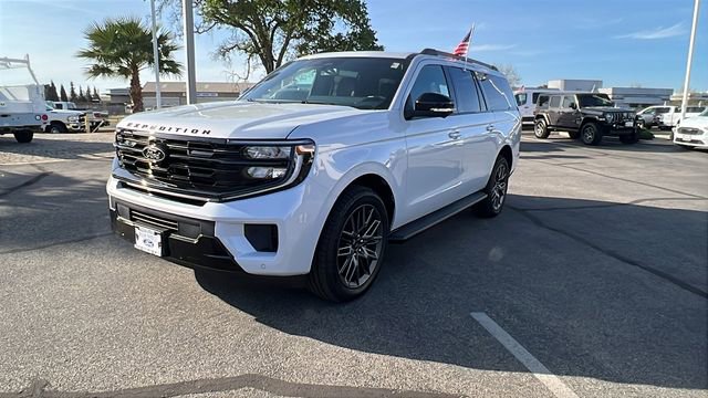 New 2026 Ford Expedition Max Platinum w/ Stealth Appearance Package AWD/4WD image 7