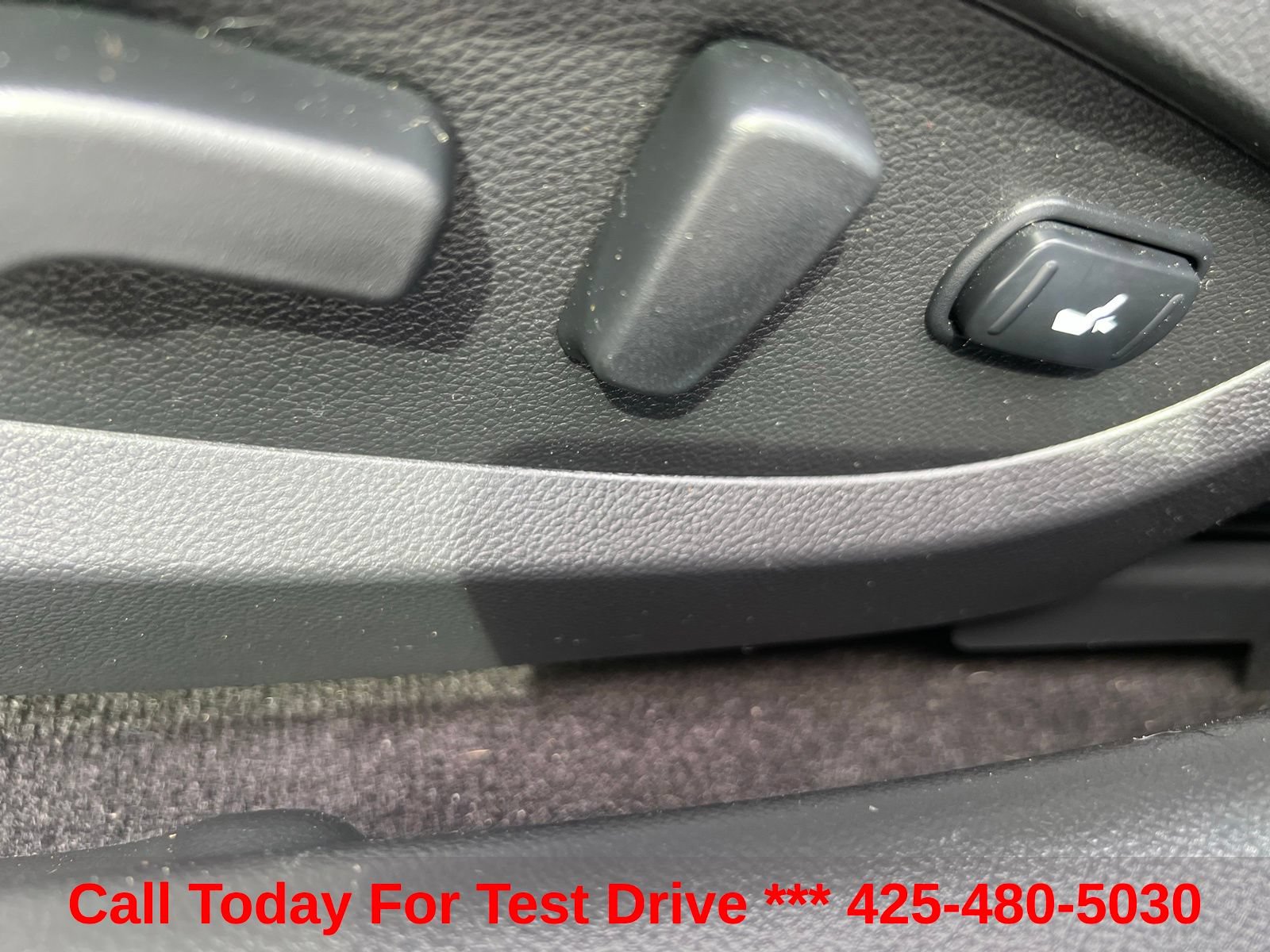Used 2016 INFINITI QX50 AWD w/ Technology Package image 13