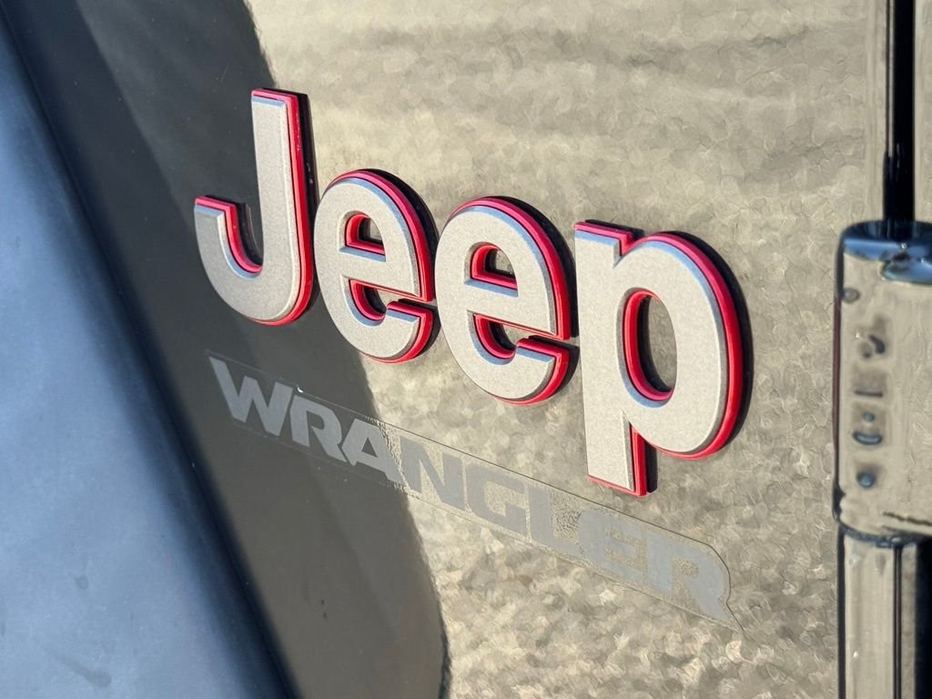 Used 2020 Jeep Wrangler Rubicon AWD/4WD image 11