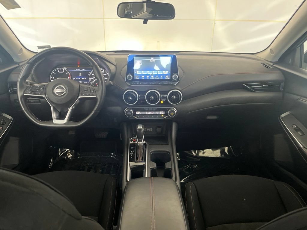 Used 2025 Nissan Sentra SR FWD image 31