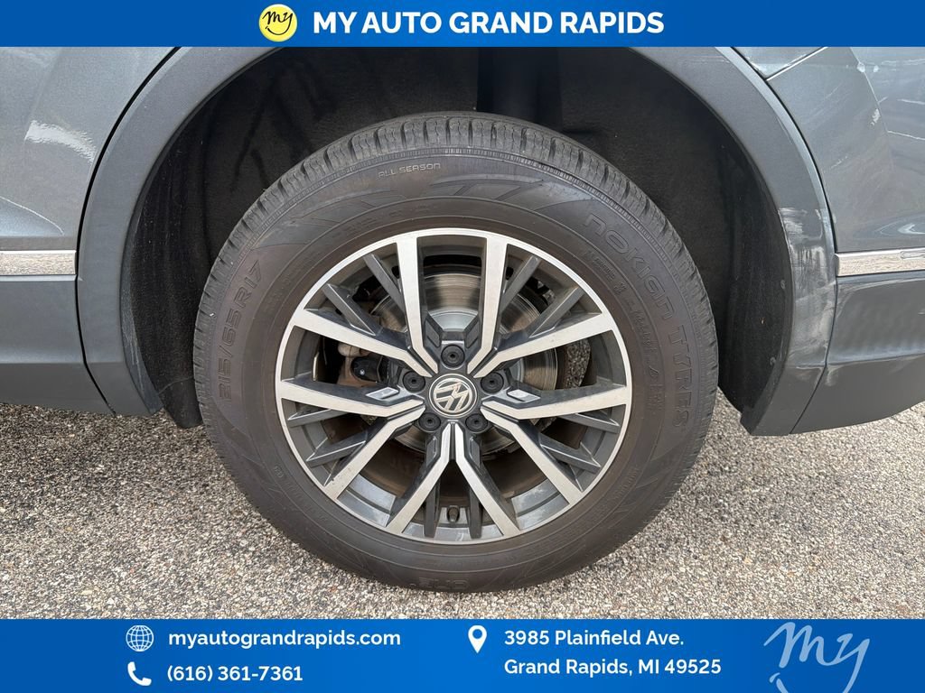 Used 2020 Volkswagen Tiguan SE AWD/4WD image 30