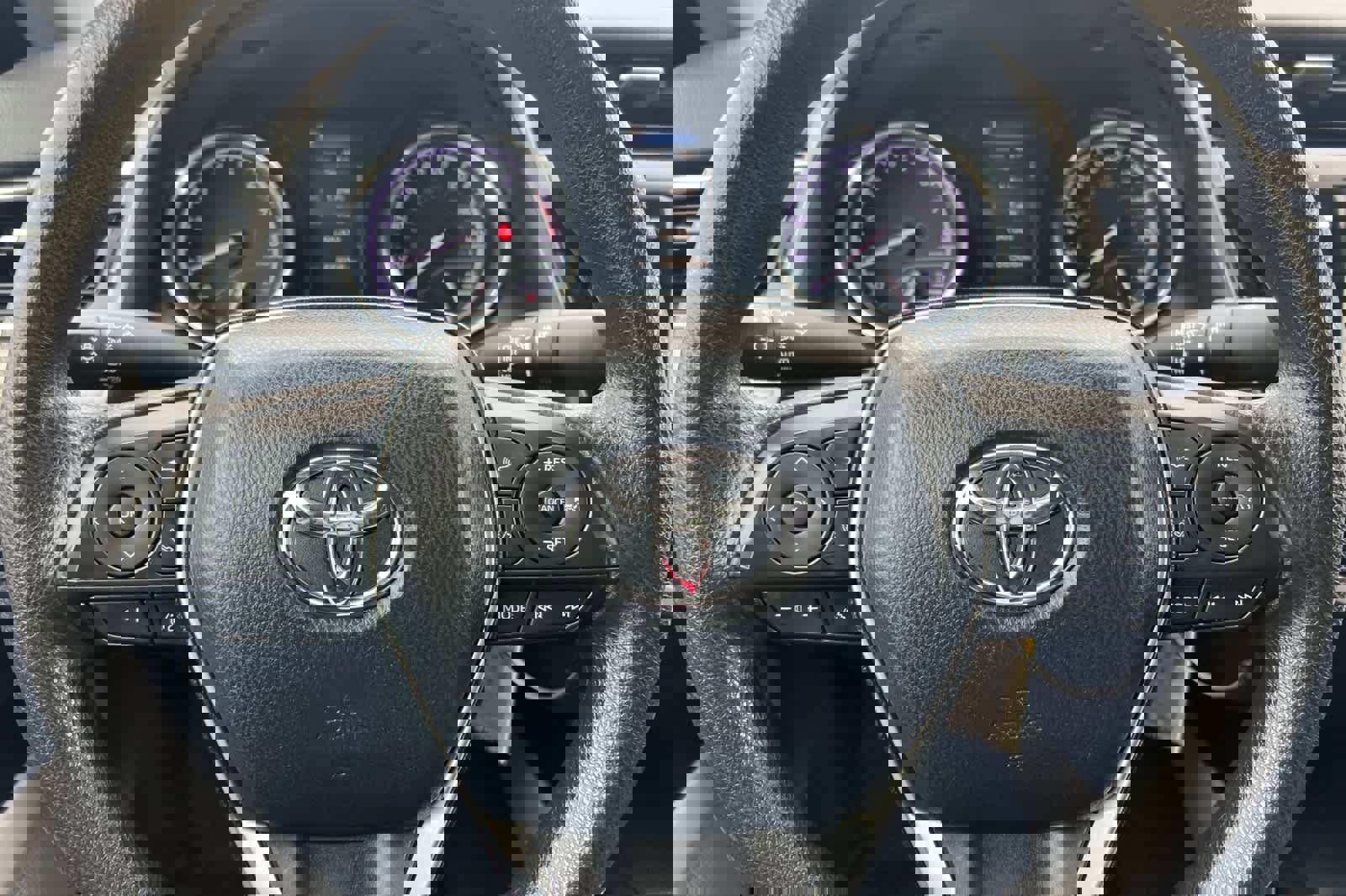 Certified 2018 Toyota Camry LE image 22