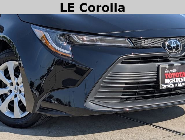 Used 2025 Toyota Corolla LE FWD image 3