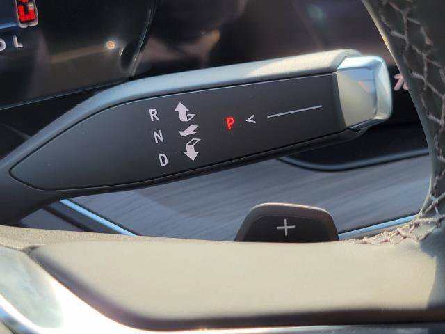 New 2026 Chevrolet Suburban Premier AWD/4WD image 17