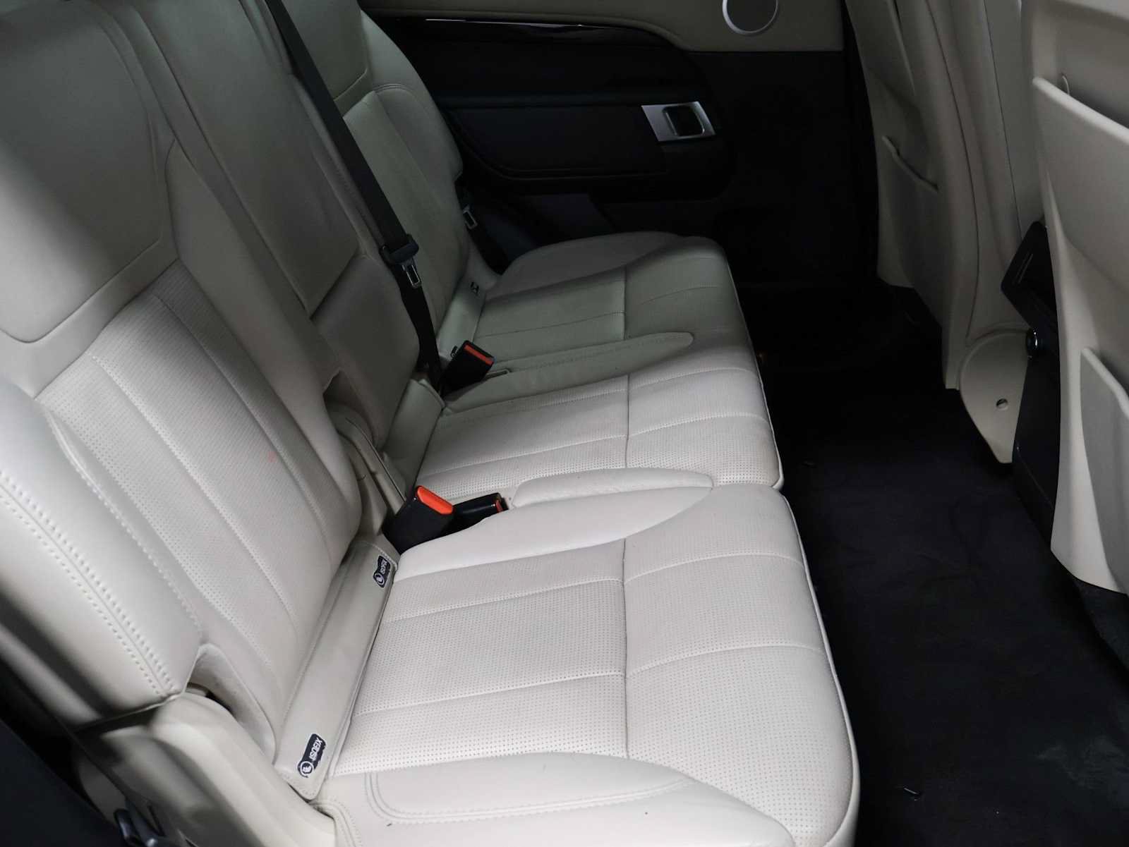 Used 2020 Land Rover Discovery SE AWD/4WD image 33