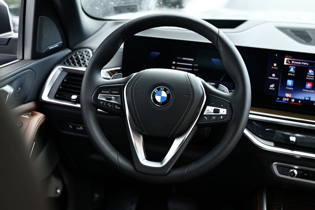 New 2026 BMW X5 xDrive50e w/ Premium Package AWD/4WD image 30