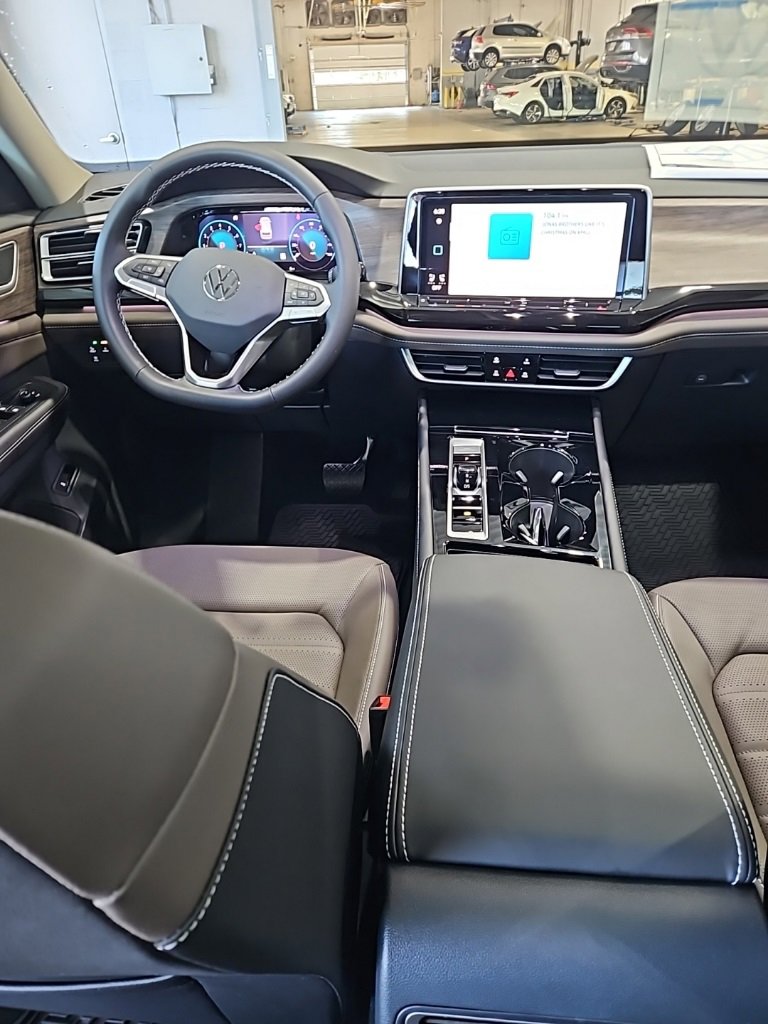 New 2026 Volkswagen Atlas SEL image 27
