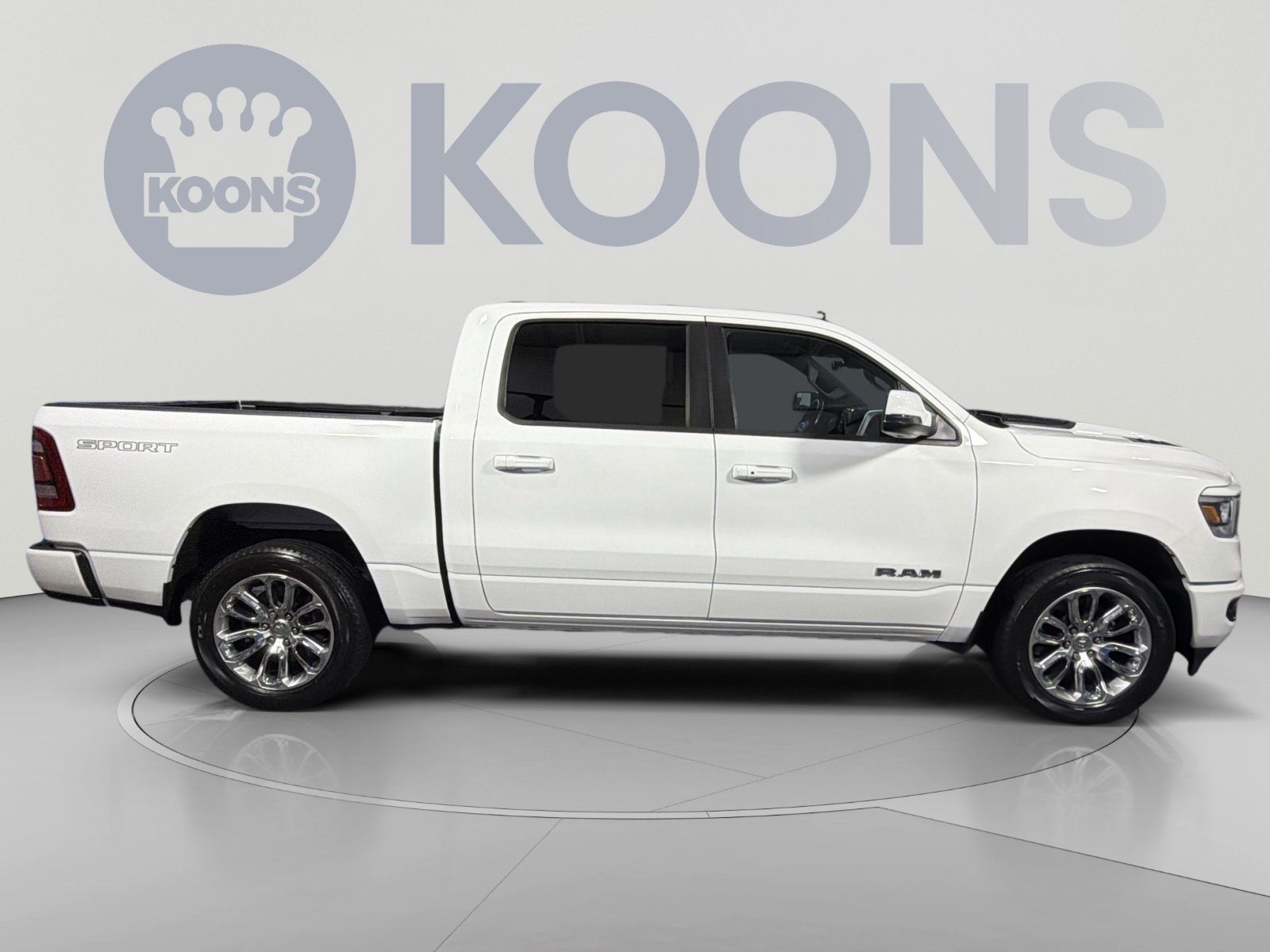Used 2023 RAM 1500 Laramie AWD/4WD image 8
