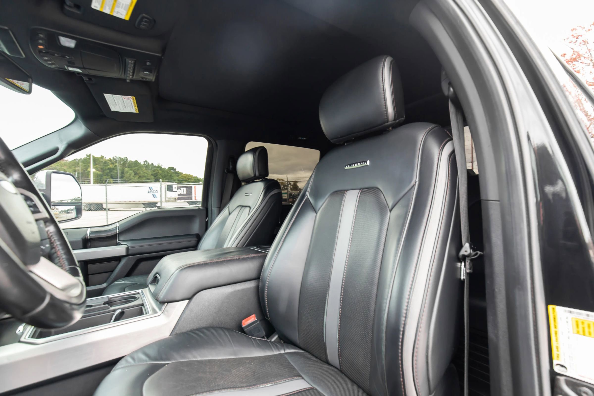 Used 2019 Ford F250 Platinum w/ Platinum Ultimate Package image 15