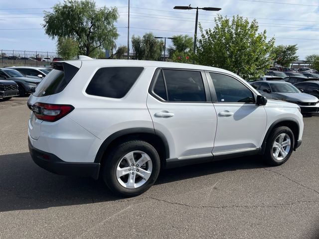 Used 2023 Honda Pilot LX image 5
