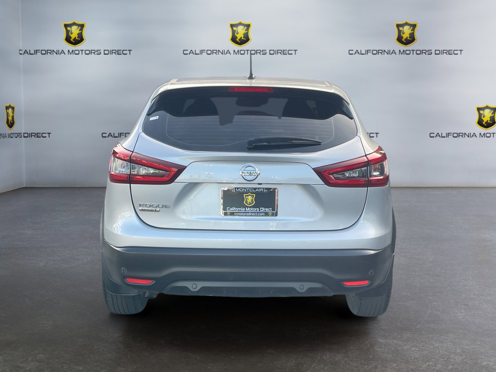 Used 2022 Nissan Rogue Sport S image 4