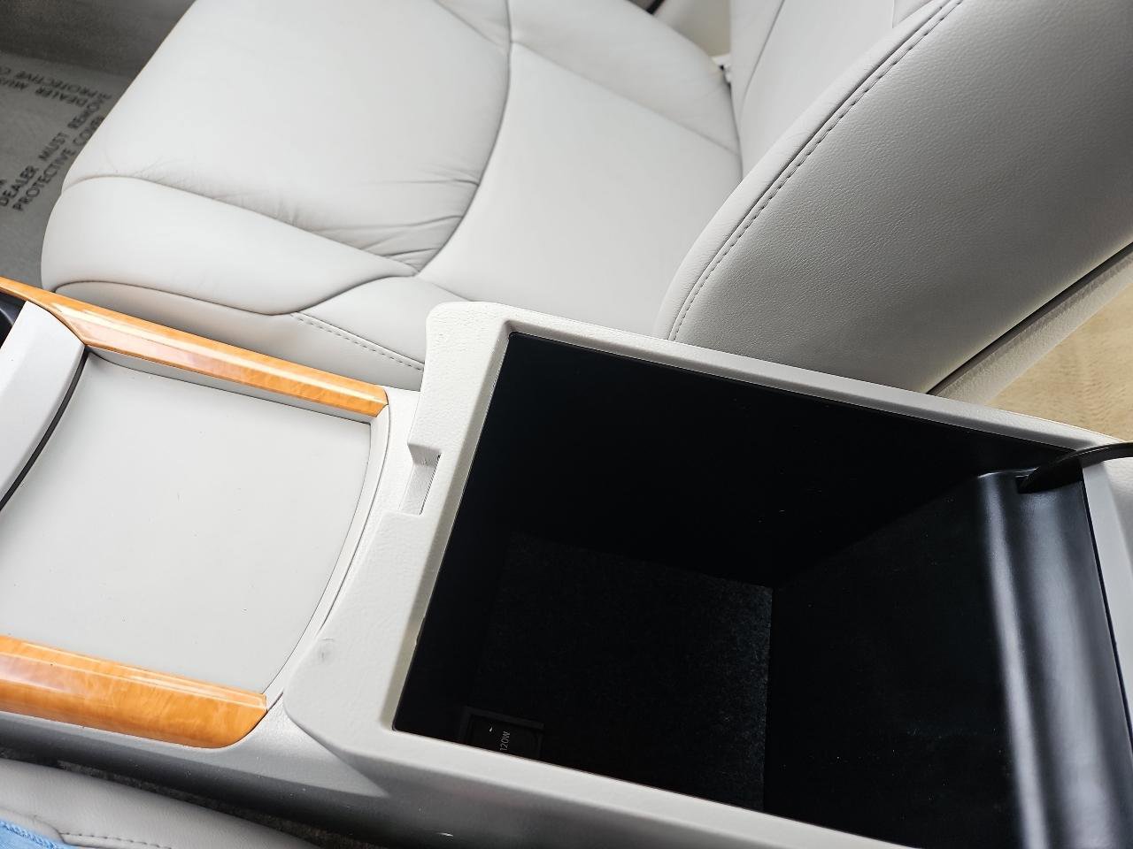 Used 2006 Toyota Avalon XLS image 22