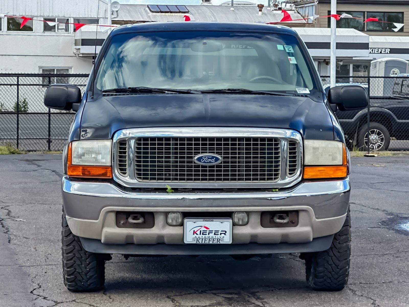 Used 2001 Ford Excursion Limited image 8