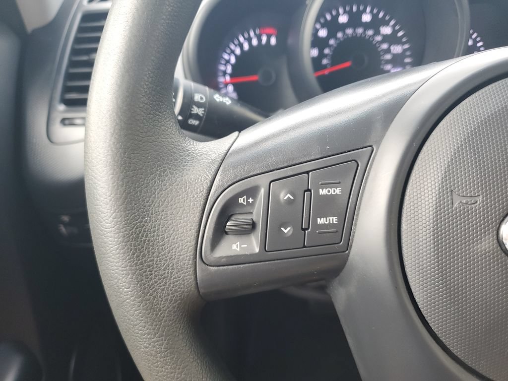 Used 2012 Kia Soul FWD image 18