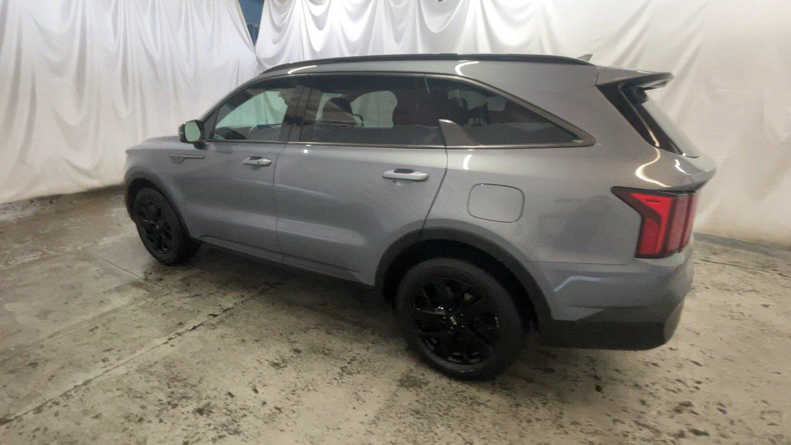 Used 2021 Kia Sorento S w/ Panoramic Sunroof Package AWD/4WD image 9