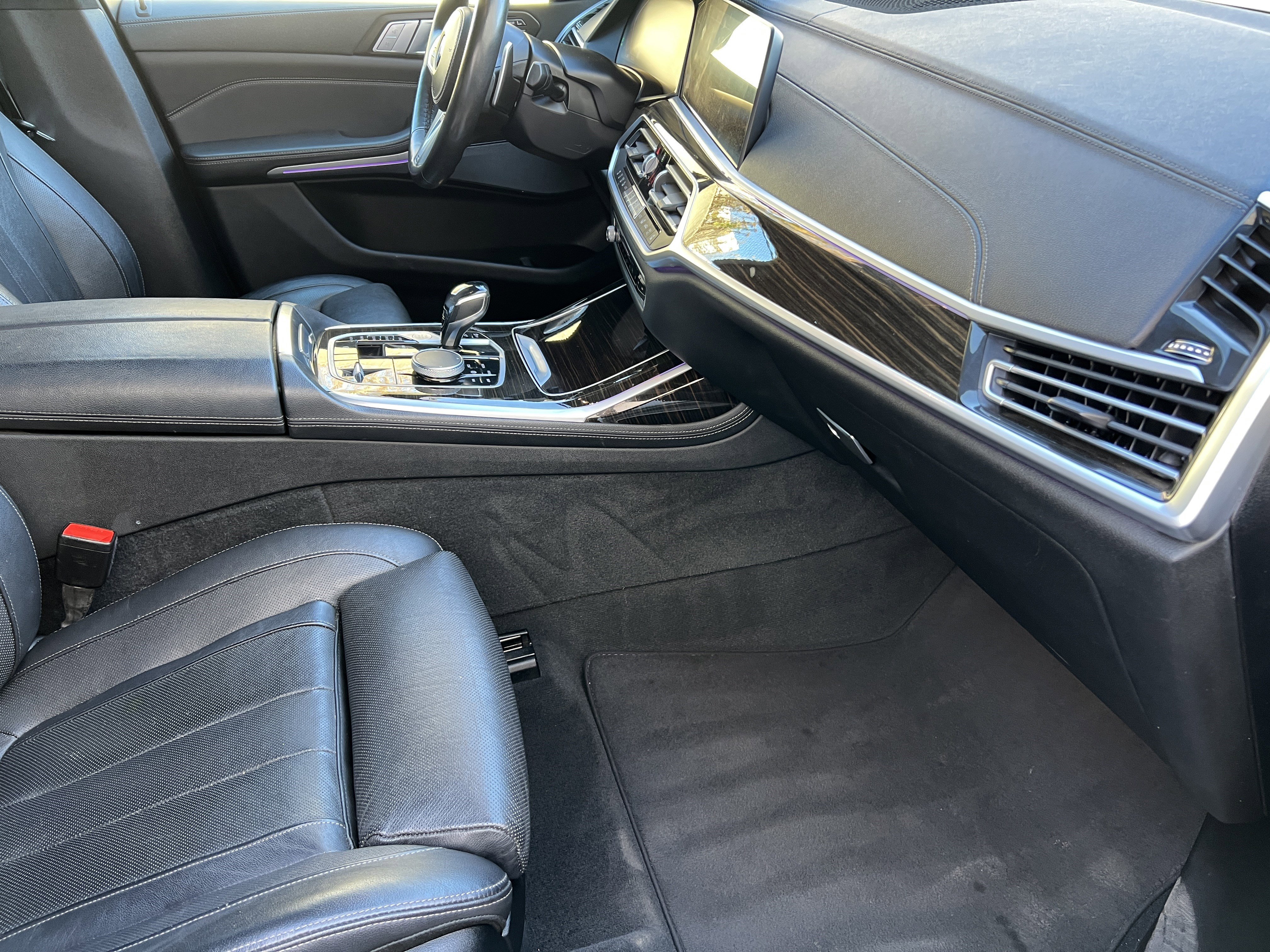 Used 2021 BMW X7 xDrive40i w/ M Sport Package image 28