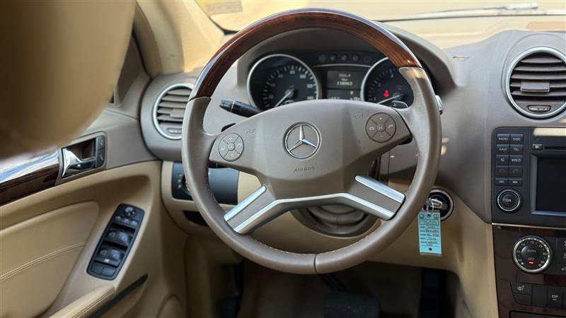 Used 2011 Mercedes-Benz ML 350 4MATIC image 21