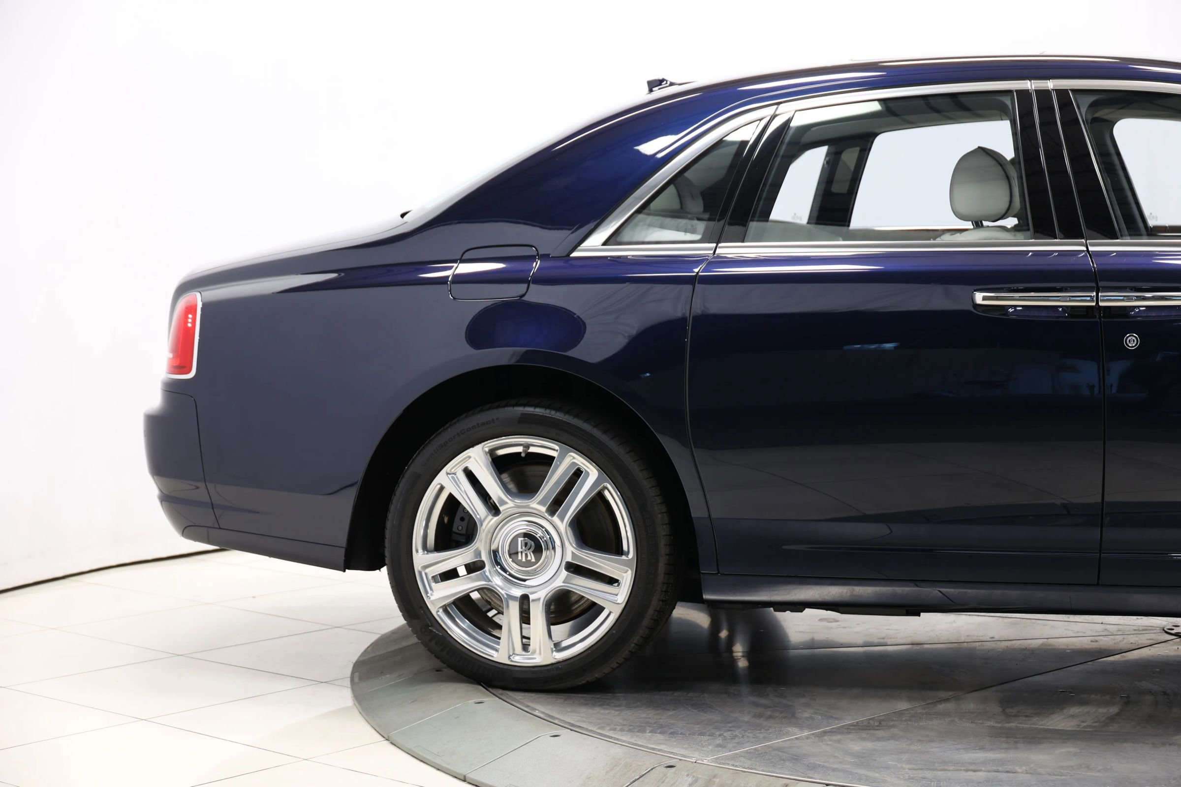 Used 2015 Rolls-Royce Ghost image 78