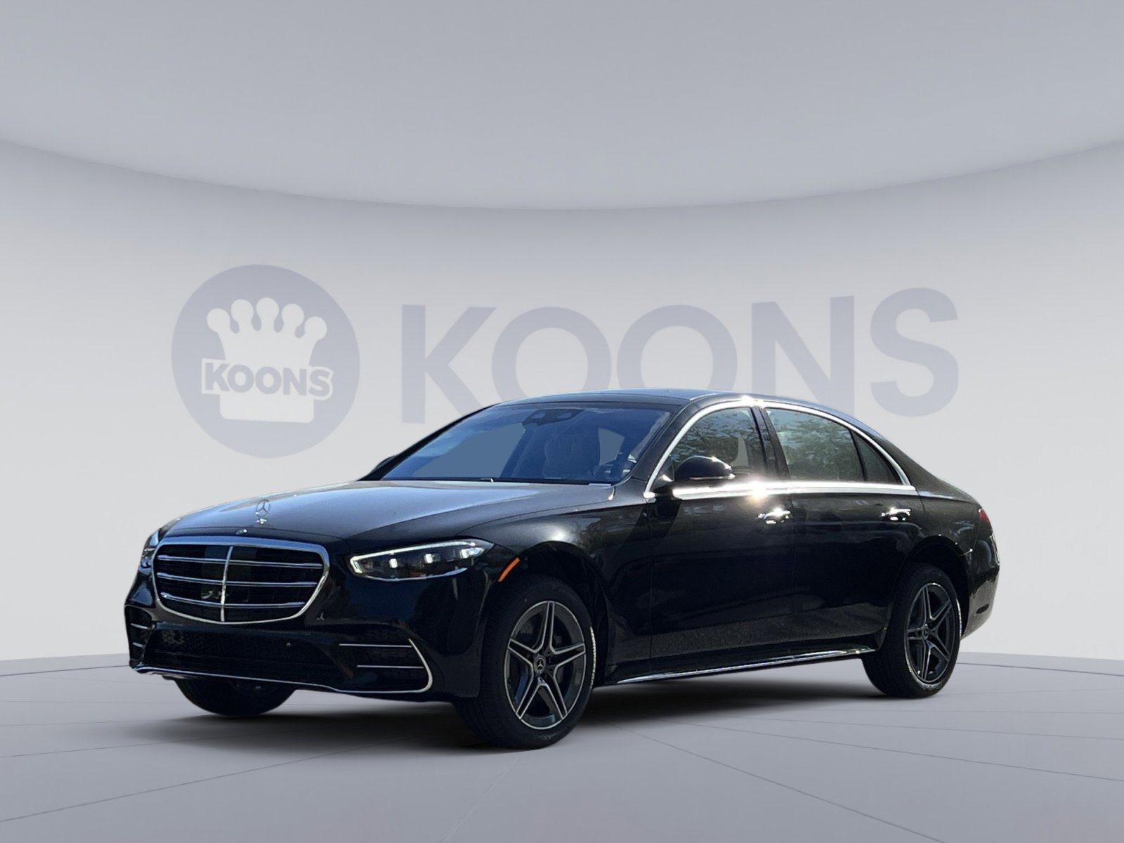 New 2026 Mercedes-Benz S 500 4MATIC image 1