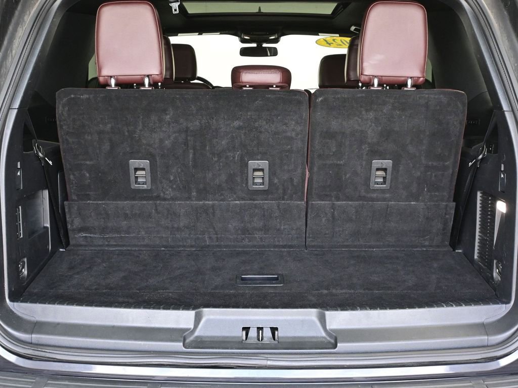 Used 2024 Ford Expedition Limited image 15
