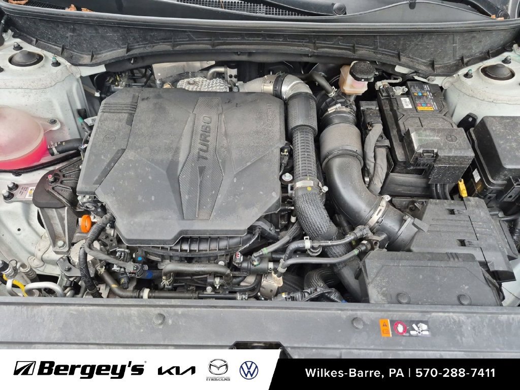 Used 2025 Hyundai Santa Cruz Limited AWD/4WD image 37