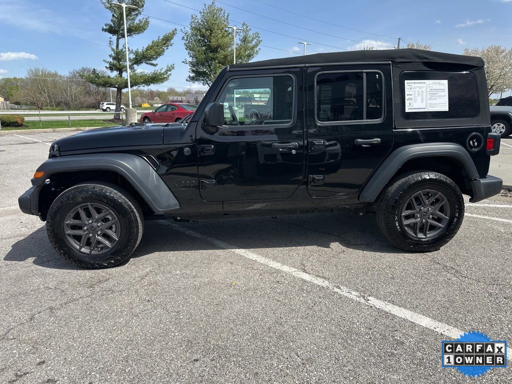 Used 2024 Jeep Wrangler Sport S image 16