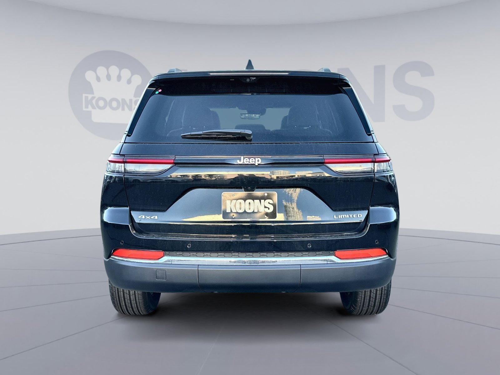 New 2025 Jeep Grand Cherokee Limited w/ Luxury Tech Group II image 5