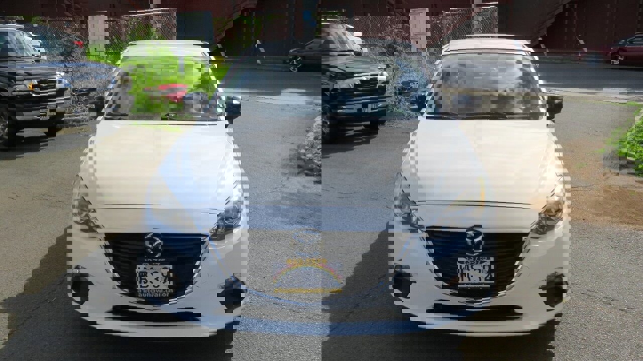 Used 2014 MAZDA MAZDA3 i SV image 7