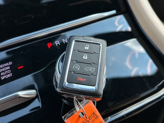 Used 2023 Jeep Grand Cherokee Limited w/ Luxury Tech Group II image 53