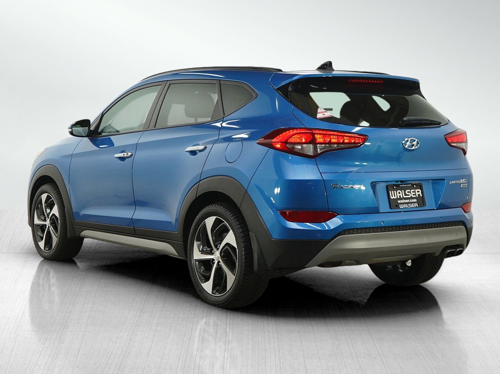 Used 2017 Hyundai Tucson Limited w/ Limited Ultimate Package 03 AWD/4WD image 3